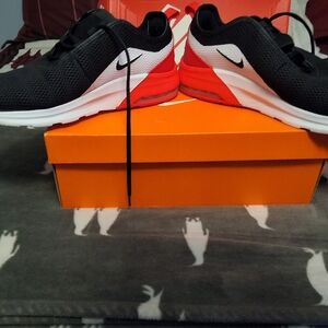 Nike Men's Black, White, and Red Sneakers